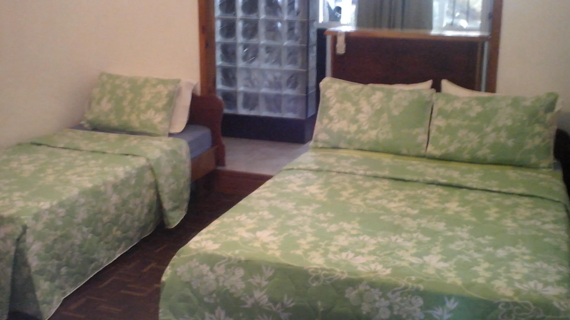 בית אירוח De Quincey Village Chez Lorna 3 Nights Or Plus סיישל
