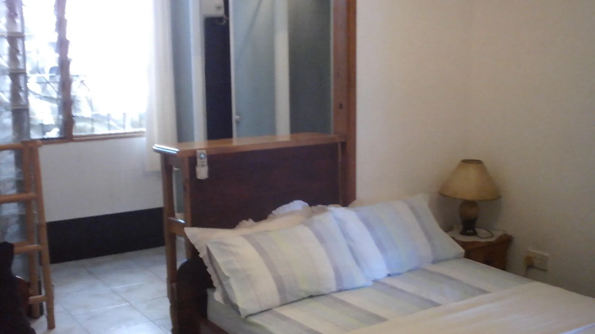 De Quincey Village Chez Lorna 3 Nights Or Plus 0*, De Quincey Village